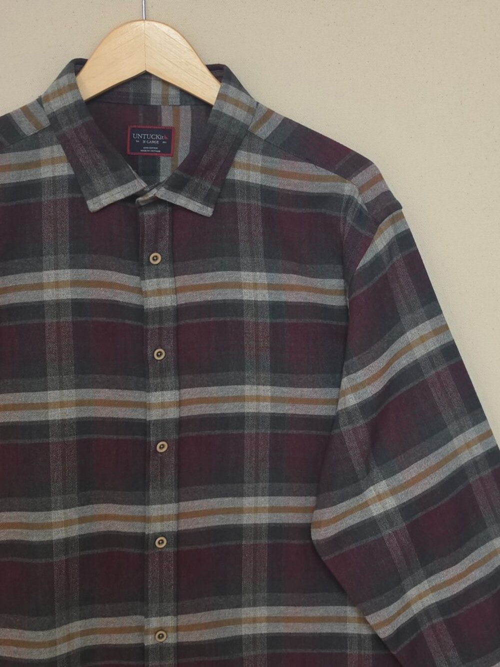 UNTUCKit Flannel Button Down XL